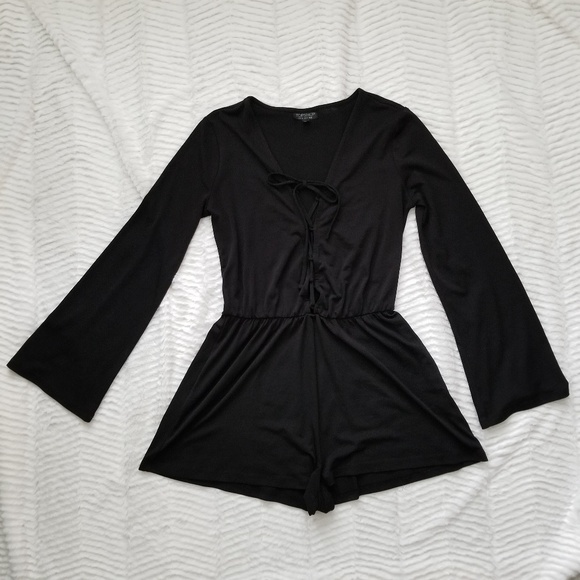 Topshop | Tie Front Flare Sleeve Romper - Picture 2 of 4